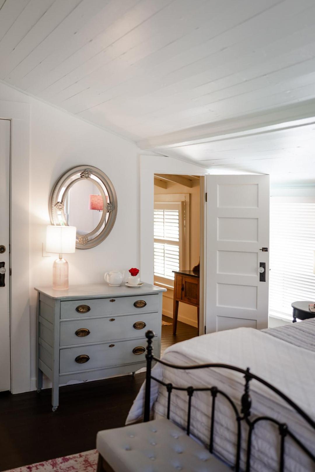 Beechwood Inn Clayton Room photo